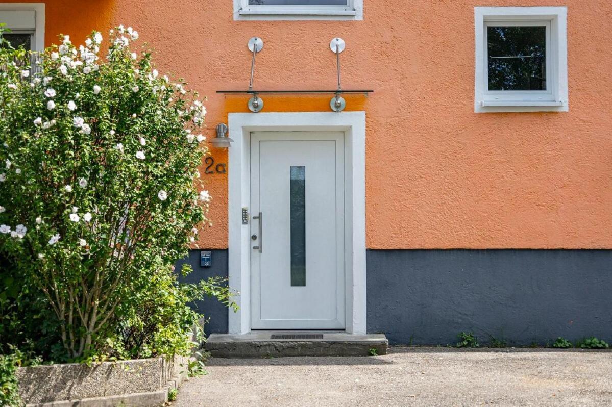 Yay - 65M2 Apartment Am Bahnhof - Smart Tv - Internet - Kaffee - Waschmaschine - Trockner Muehldorf am Inn Exterior photo