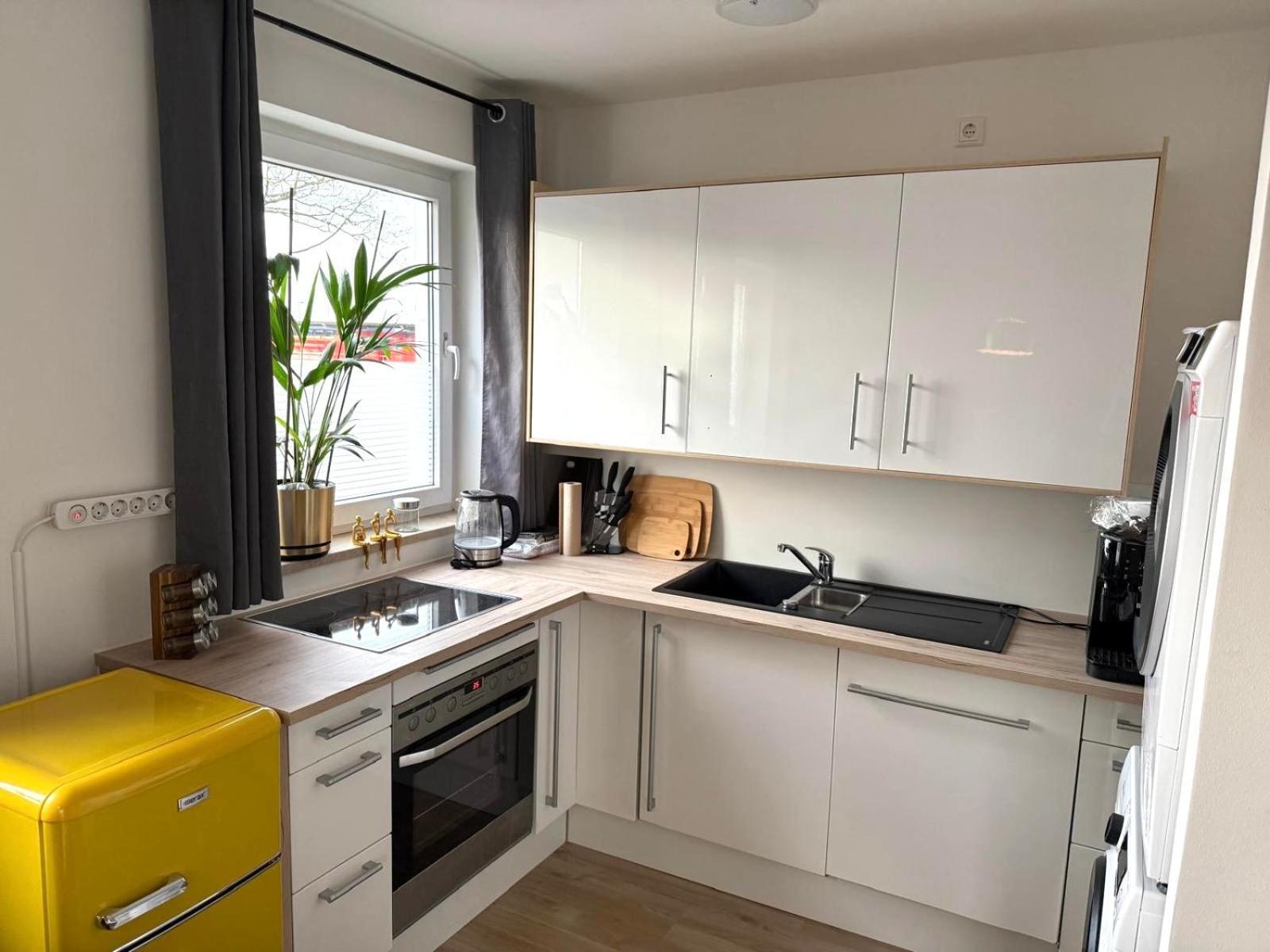 Yay - 65M2 Apartment Am Bahnhof - Smart Tv - Internet - Kaffee - Waschmaschine - Trockner Muehldorf am Inn Exterior photo