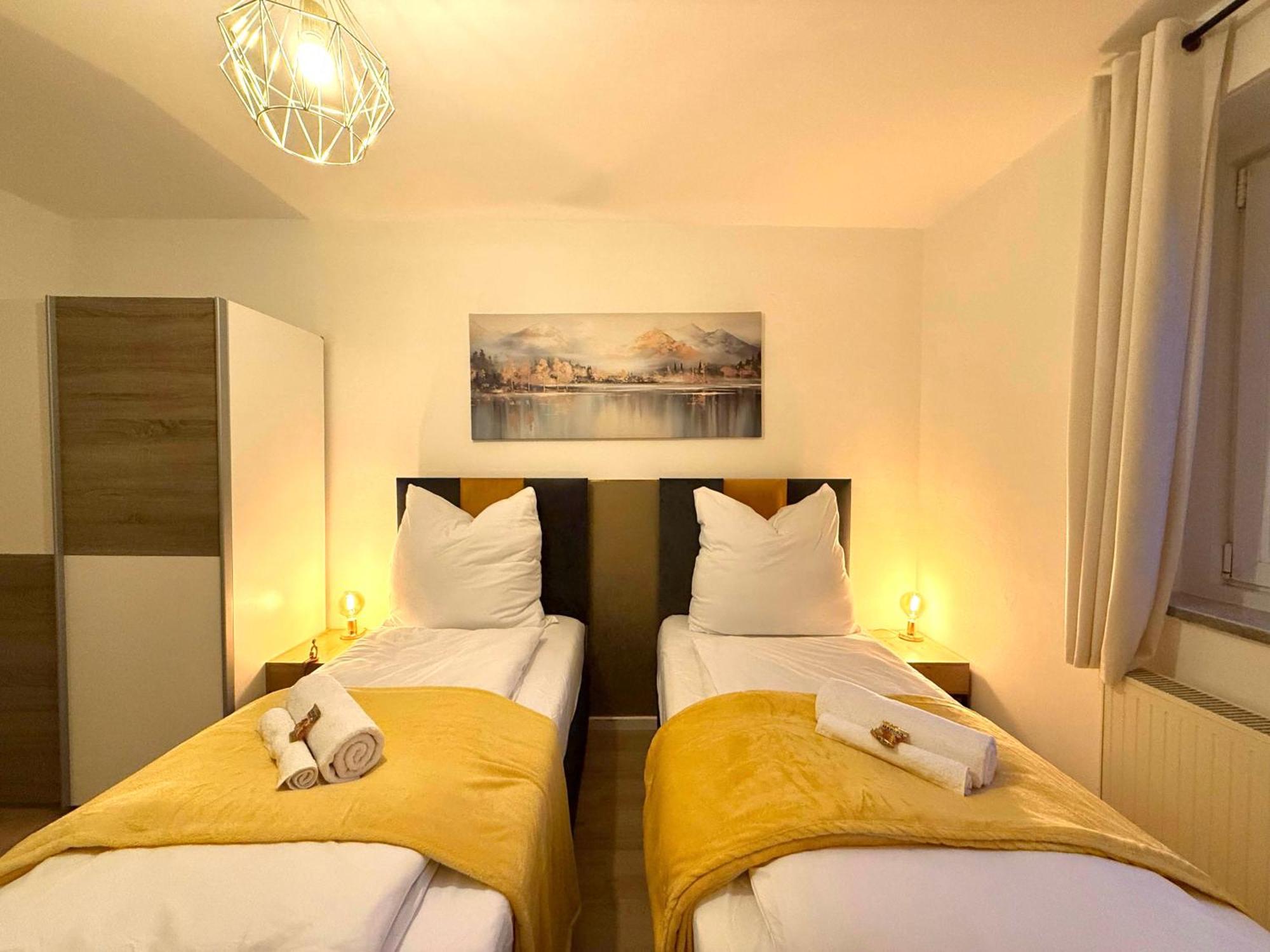 Yay - 65M2 Apartment Am Bahnhof - Smart Tv - Internet - Kaffee - Waschmaschine - Trockner Muehldorf am Inn Exterior photo